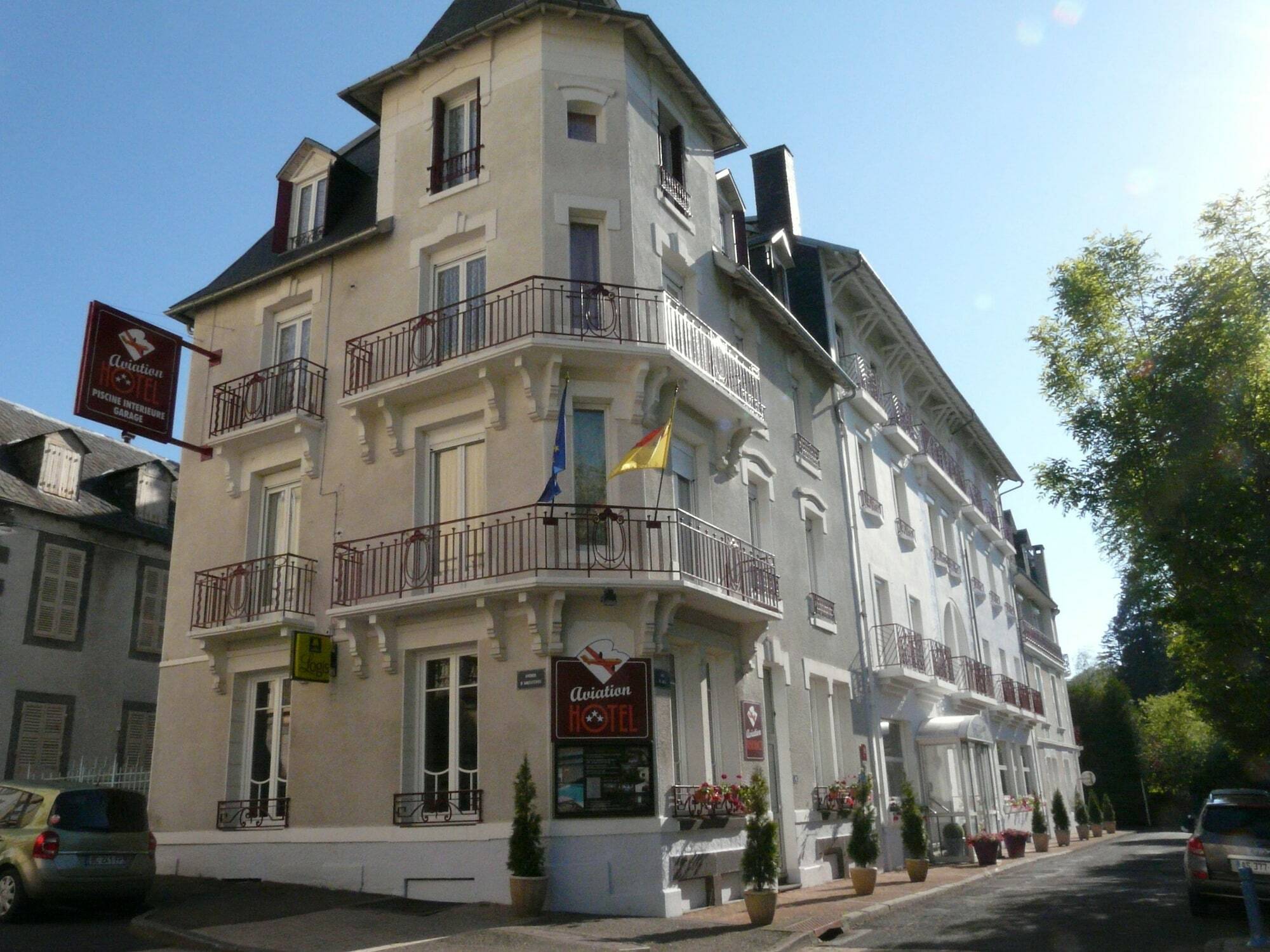 Hotel De L'Aviation La Bourboule Bagian luar foto